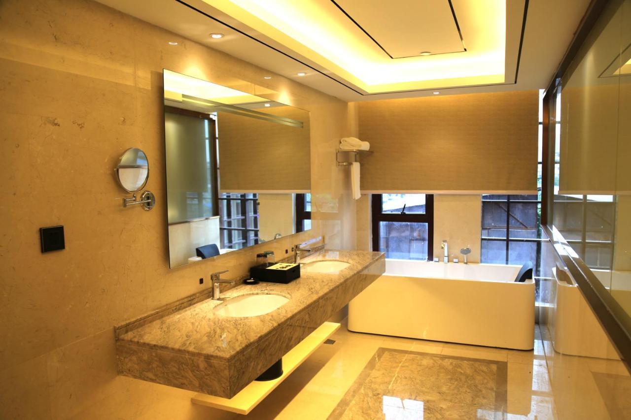 Zhongbo Art Hotel Guangzhou Buitenkant foto